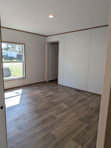 1284 Pocahontas Circle, Manning, SC 29102