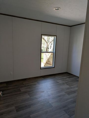 1284 Pocahontas Circle, Manning, SC 29102