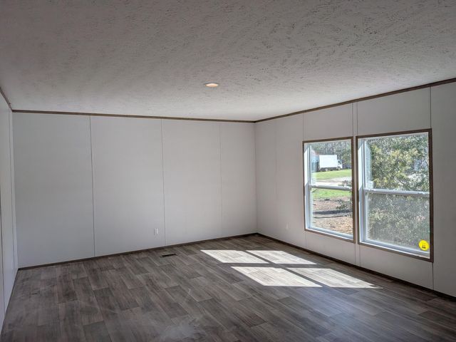 1284 Pocahontas Circle, Manning, SC 29102