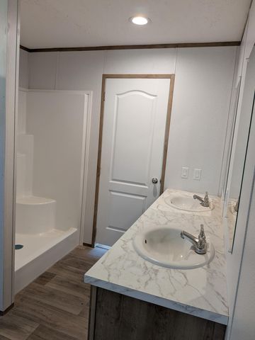 1284 Pocahontas Circle, Manning, SC 29102