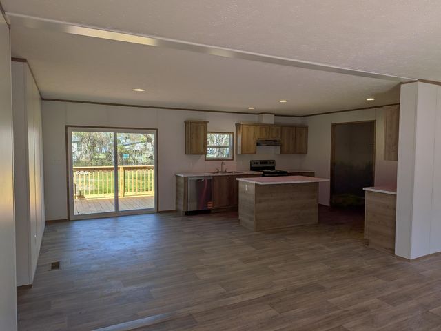 1284 Pocahontas Circle, Manning, SC 29102