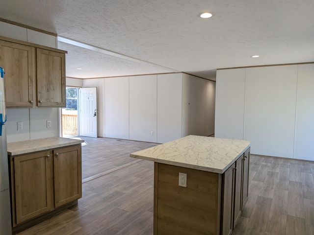 1284 Pocahontas Circle, Manning, SC 29102