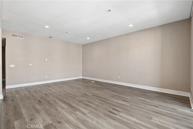 300 E 4th Street 304, Long Beach, CA 90802