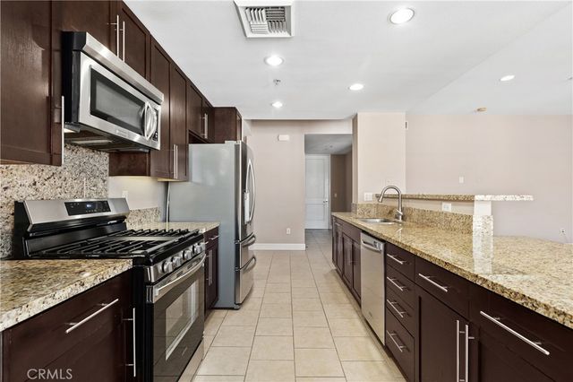 300 E 4th Street 304, Long Beach, CA 90802