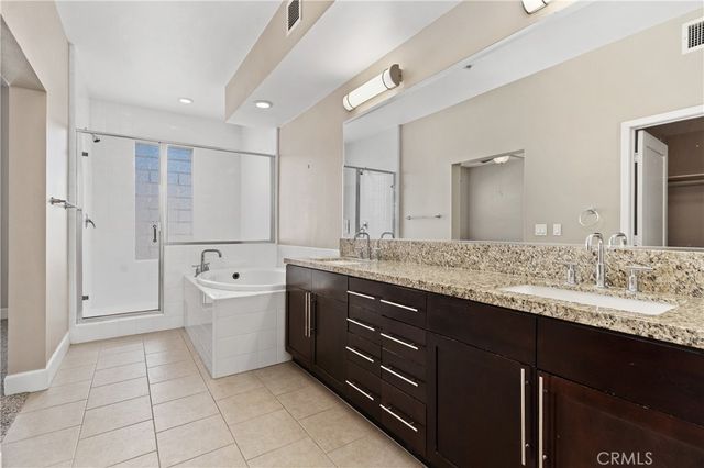 300 E 4th Street 304, Long Beach, CA 90802