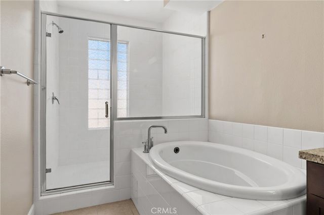 300 E 4th Street 304, Long Beach, CA 90802