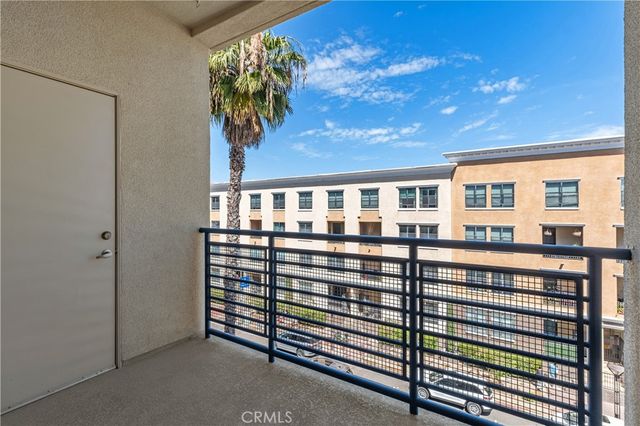 300 E 4th Street 304, Long Beach, CA 90802