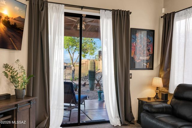 253 E Forrest Feezor Street, Vail, AZ 85641