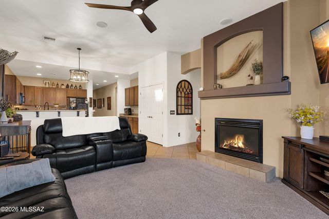 253 E Forrest Feezor Street, Vail, AZ 85641