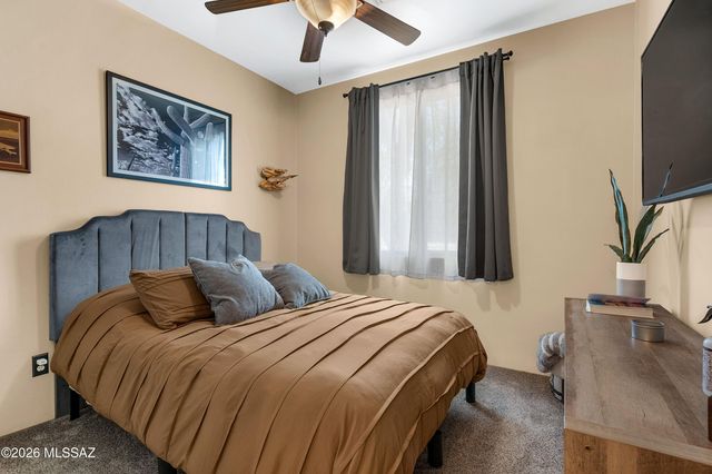 253 E Forrest Feezor Street, Vail, AZ 85641