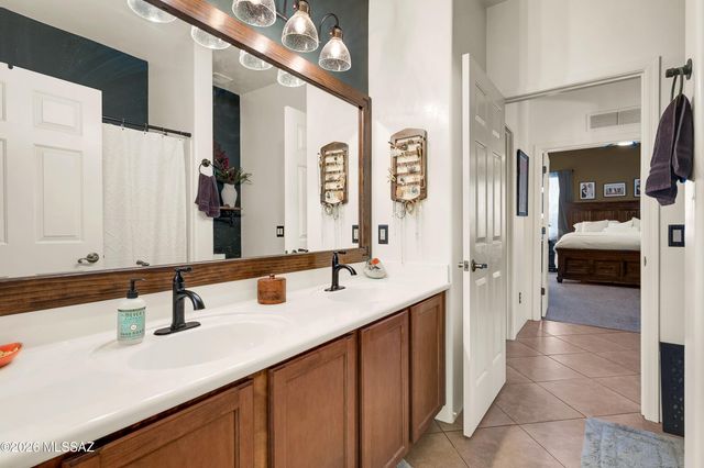 253 E Forrest Feezor Street, Vail, AZ 85641