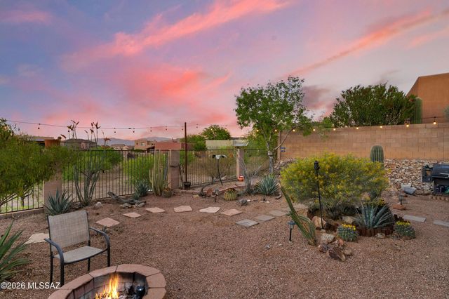 253 E Forrest Feezor Street, Vail, AZ 85641