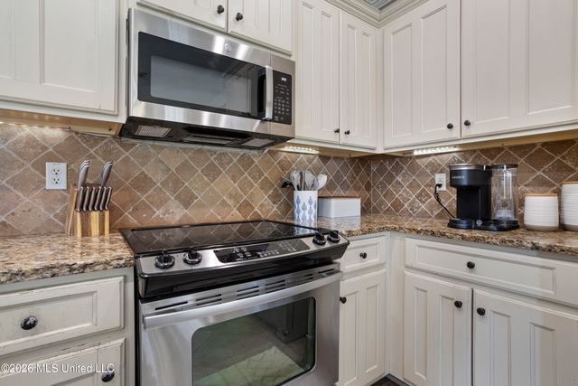 13732 Chase Meadow Way, Gulfport, MS 39503