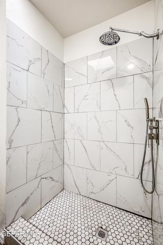 1000 Shawnee Lane, El Paso, TX 79912