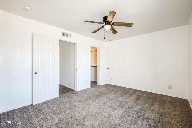 1000 Shawnee Lane, El Paso, TX 79912