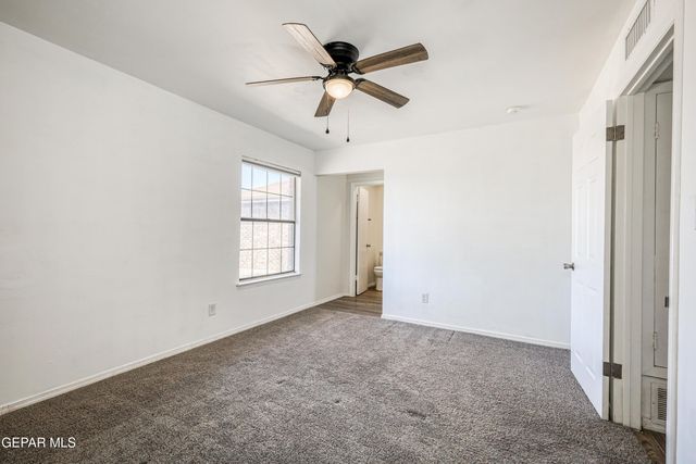 1000 Shawnee Lane, El Paso, TX 79912