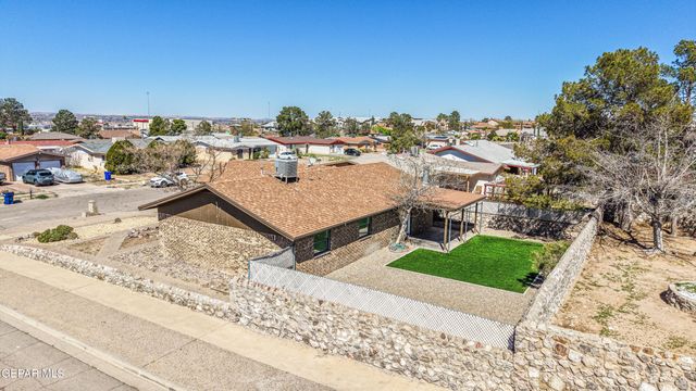 1000 Shawnee Lane, El Paso, TX 79912