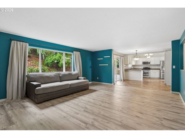 2432 Nw 29TH Ave, Camas, WA 98607