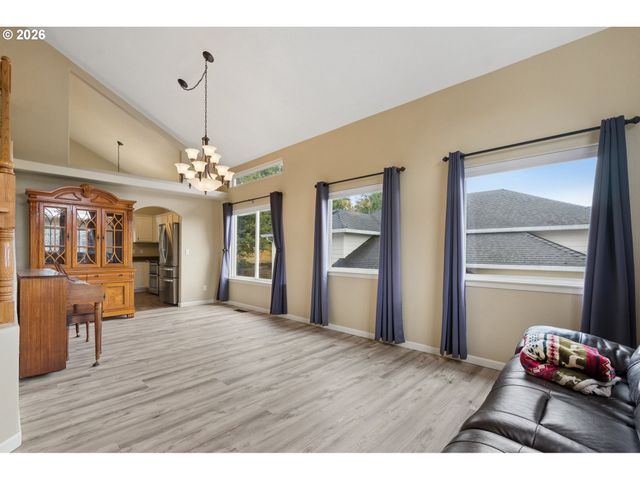 2432 Nw 29TH Ave, Camas, WA 98607