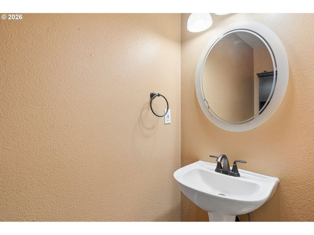 2432 Nw 29TH Ave, Camas, WA 98607