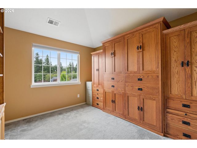 2432 Nw 29TH Ave, Camas, WA 98607