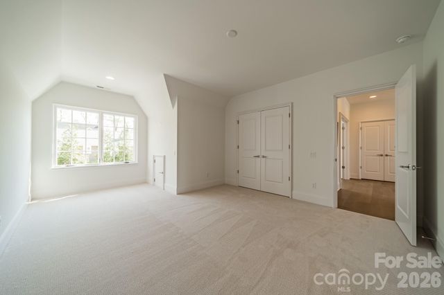 2113 Brandon Circle, Charlotte, NC 28211