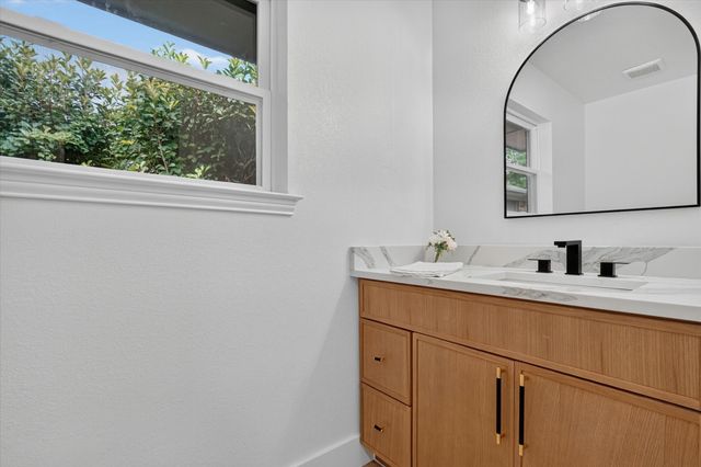 1104 Westwood Drive, Plano, TX 75075