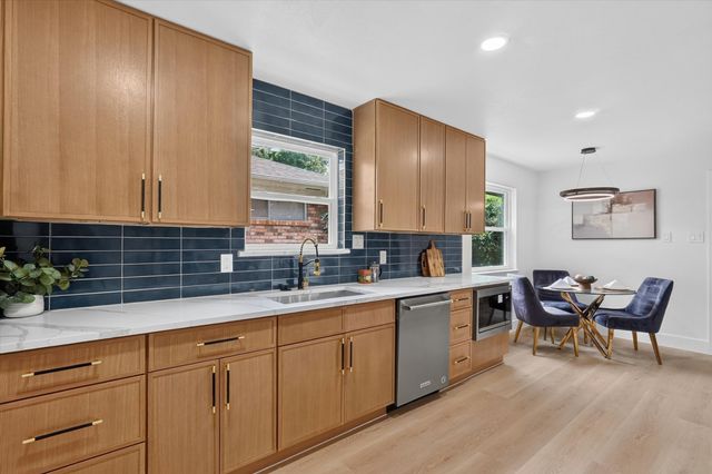 1104 Westwood Drive, Plano, TX 75075