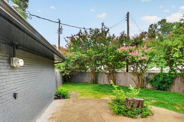 1104 Westwood Drive, Plano, TX 75075