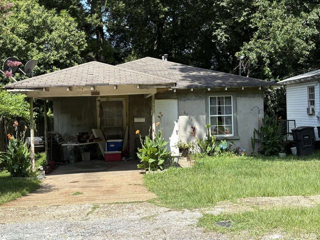 6020 Henderson Avenue, Shreveport, LA 71106