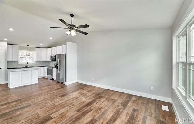 28728 Woodland Heights Drive, Warrenton, MO 63383