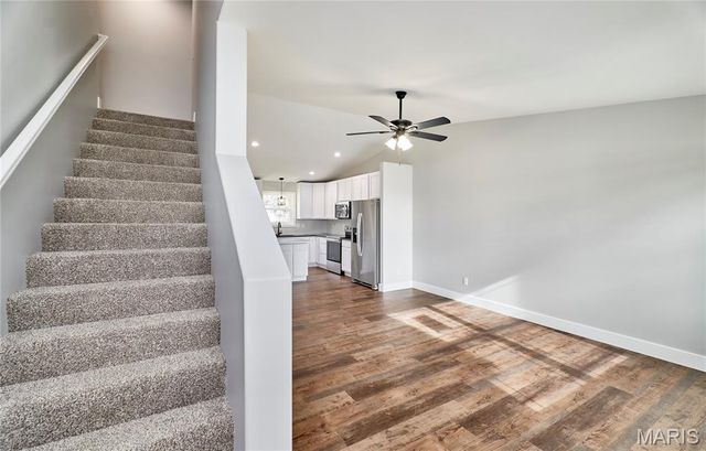 28728 Woodland Heights Drive, Warrenton, MO 63383