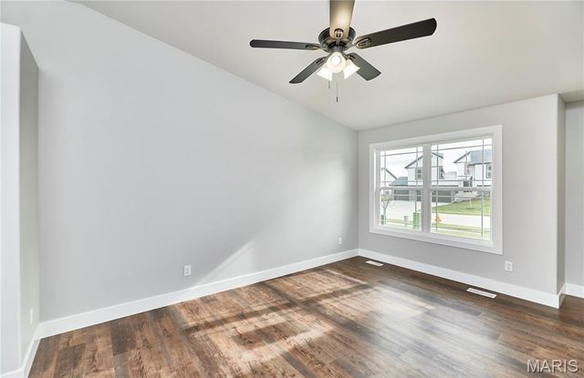 28728 Woodland Heights Drive, Warrenton, MO 63383
