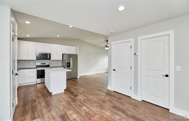 28728 Woodland Heights Drive, Warrenton, MO 63383