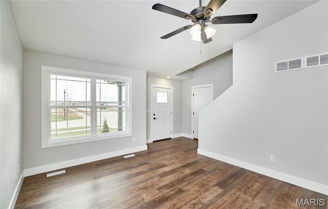 28728 Woodland Heights Drive, Warrenton, MO 63383