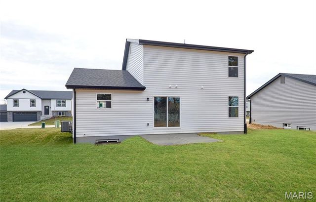 28728 Woodland Heights Drive, Warrenton, MO 63383
