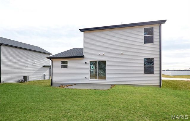 28728 Woodland Heights Drive, Warrenton, MO 63383