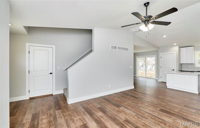 28728 Woodland Heights Drive, Warrenton, MO 63383