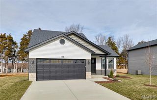 28728 Woodland Heights Drive, Warrenton, MO 63383