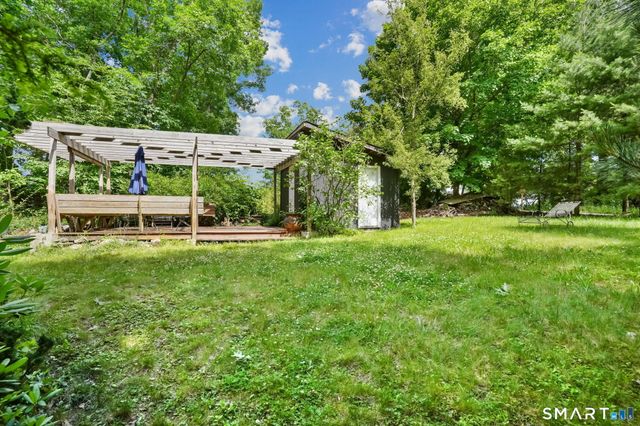 2 High Trail Ci Road, New Fairfield, CT 06812