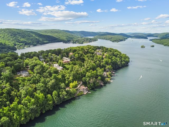2 High Trail Ci Road, New Fairfield, CT 06812