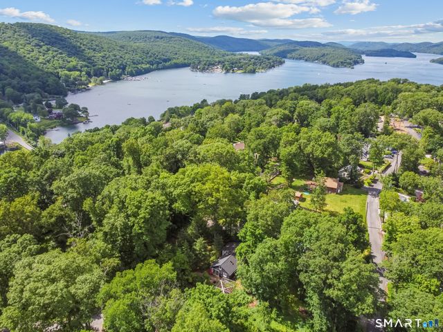 2 High Trail Ci Road, New Fairfield, CT 06812