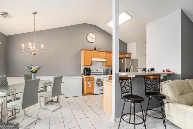 1765 Neighborhood Walk, Mcdonough, GA 30252