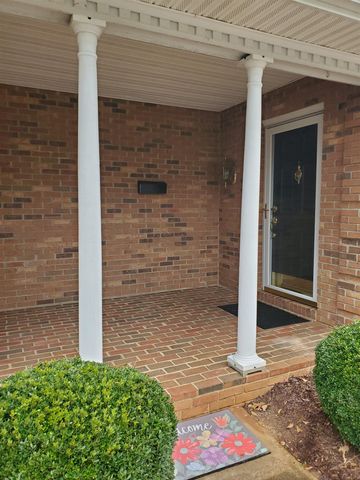 52 Somersett Drive, Spartanburg, SC 29301