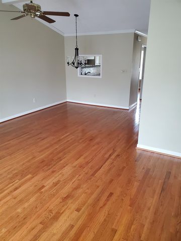 52 Somersett Drive, Spartanburg, SC 29301