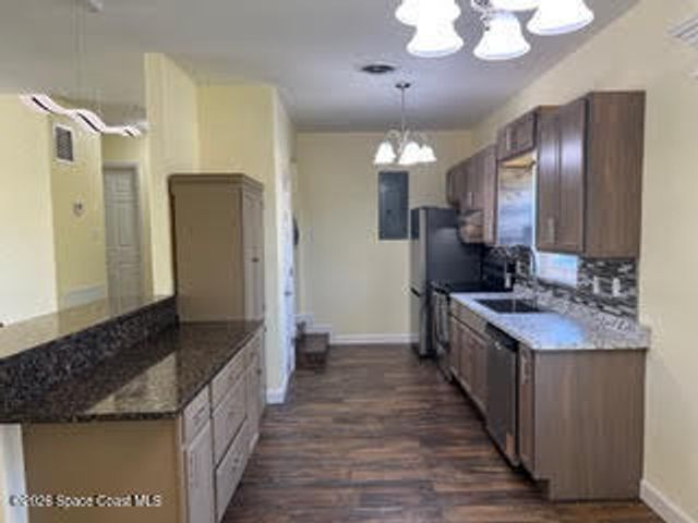 1282 Bianca Drive NE, Palm Bay, FL 32905