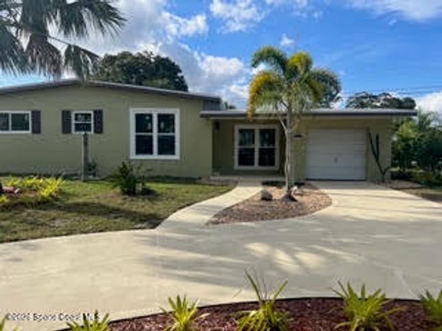 1282 Bianca Drive NE, Palm Bay, FL 32905