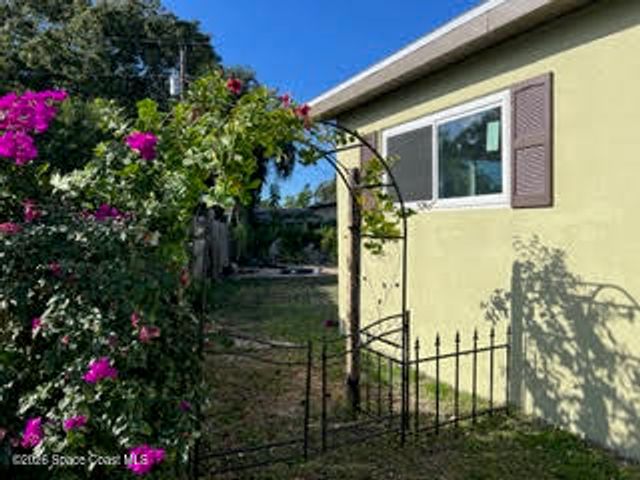 1282 Bianca Drive NE, Palm Bay, FL 32905