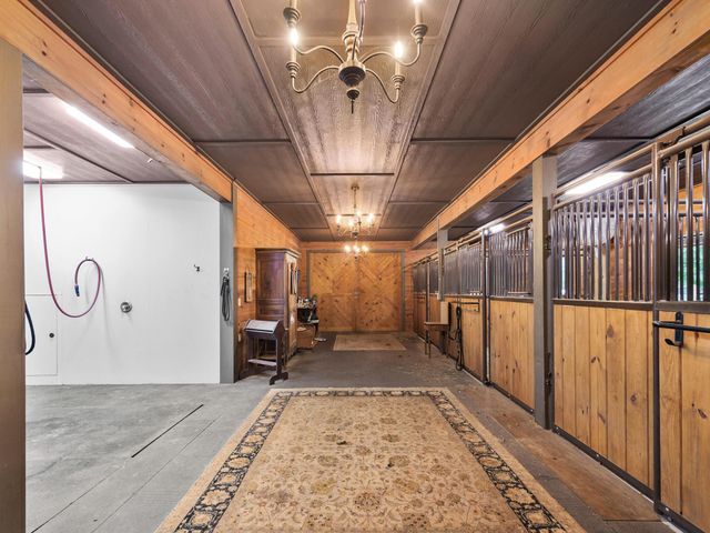180 Kelseys Mill Road, Campobello, SC 29322
