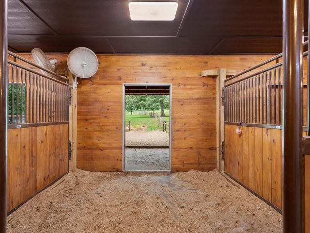 180 Kelseys Mill Road, Campobello, SC 29322